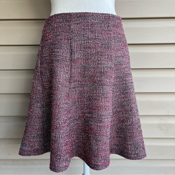 LOFT Dresses & Skirts - •LOFT• Tweed Textured A-Line Skirt -Size Medium Petite